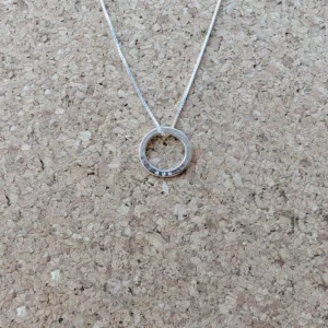 MH Sterling Silver Necklace - Sentiment Discs - Mum - Pendant Close