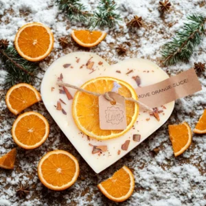 Beauty Scents - Soy Candles - Small Heart - Orange & Cinnamon - Close UpBeauty Scents - Soy Candles - Small Heart - Orange & Cinnamon