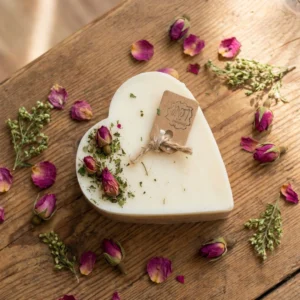 Beauty Scents - Soy Candles - Small Heart - Champagne & Roses