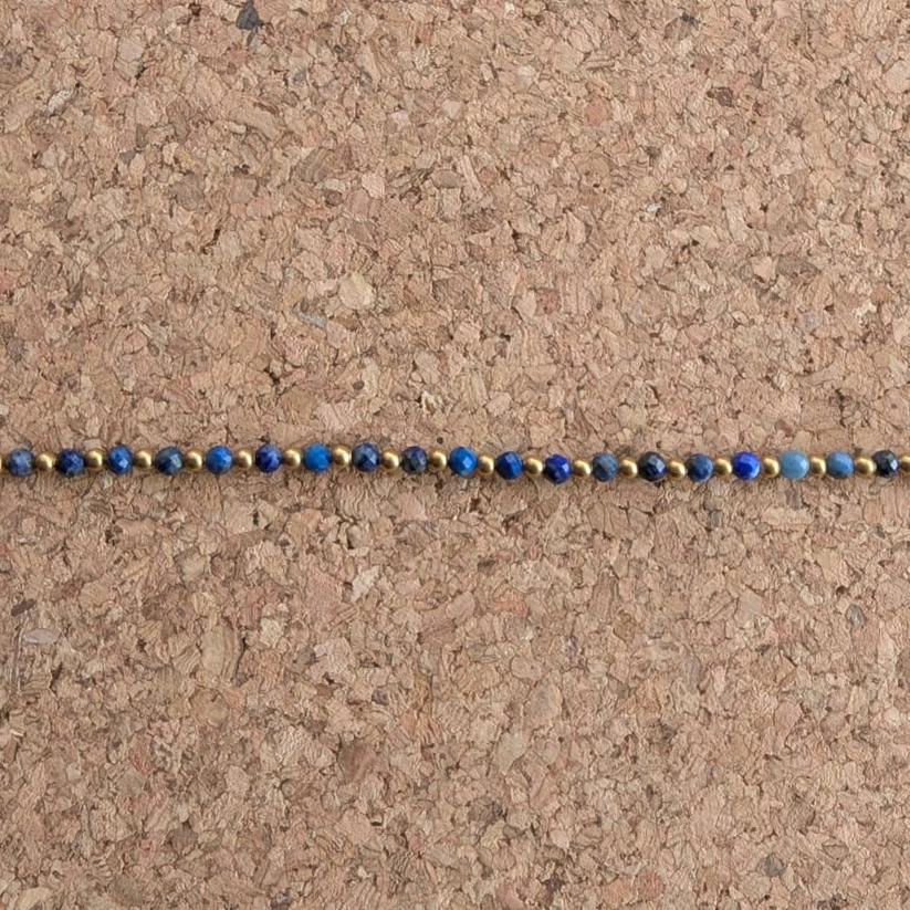 Crystal Healing Anklets - Lapis Lazuli - Inner Peace - Blue Close Up