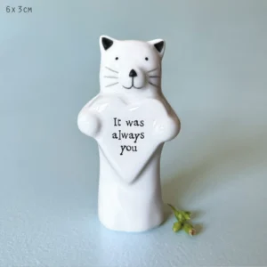 East of India - Porcelain Animal Heart Cat 6901.2