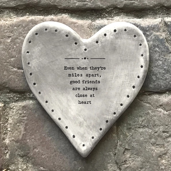 East of India - Coasters Rustic Heart - Even When Miles Apart Friends Close At Heart - 185