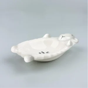 East of India - Porcelain Flat Sheep Dish 6081.3 Close Up