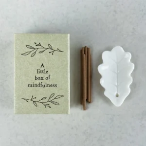East of India - Matchbox Incense - Oak Leaf and Sticks - 975-5 Close Up