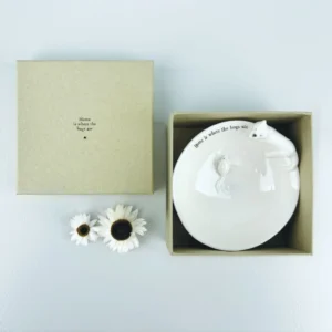 East of India - Medium Animal Bowls - Cat & Mouse - Home Is Where The Hugs Are 6082.1 Boxed