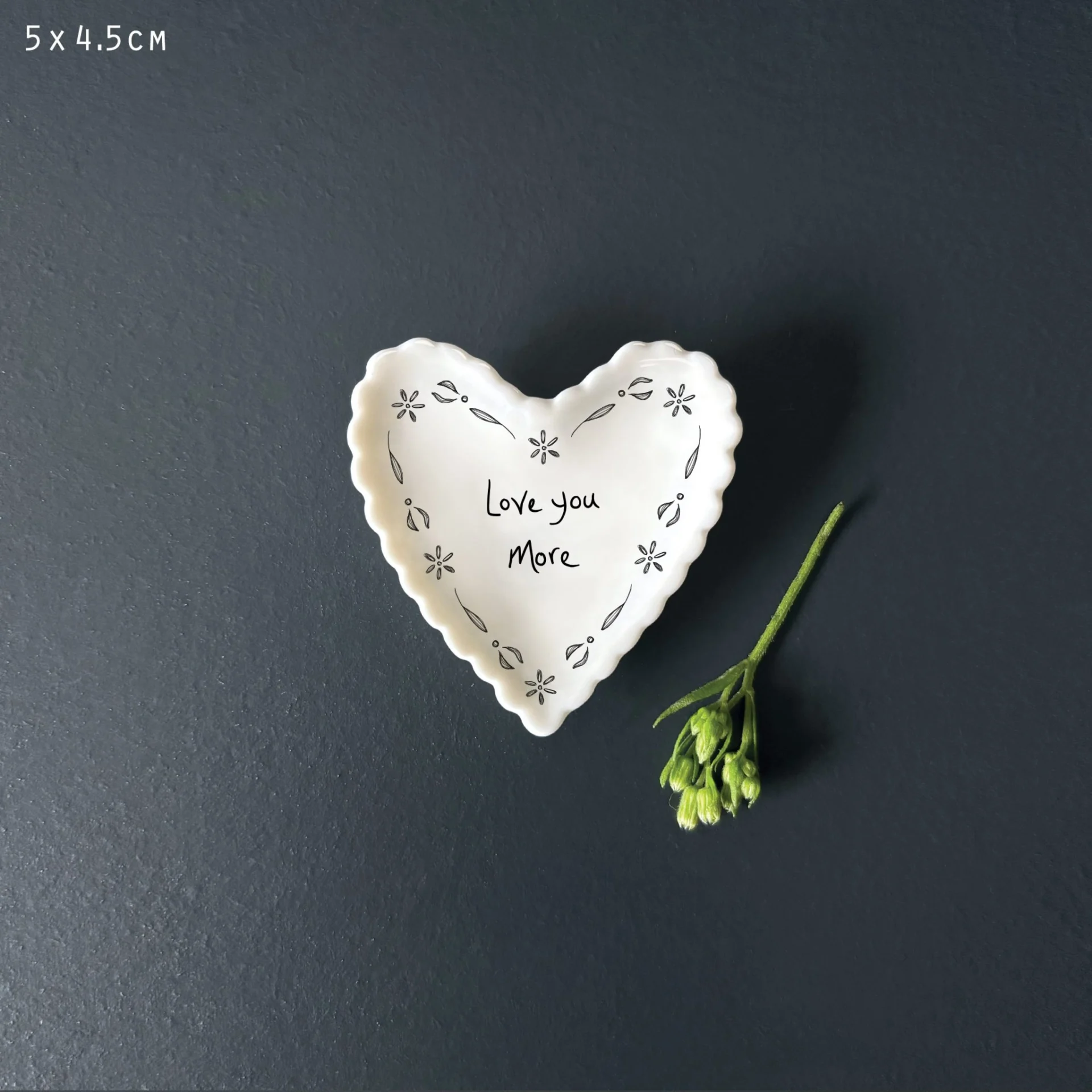East of India - Small Scallop Heart Dish - Love You More - 2064