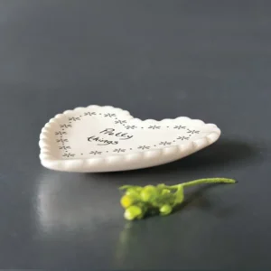 East of India - Small Scallop Heart Dish - Pretty Things - 2067 Close Up