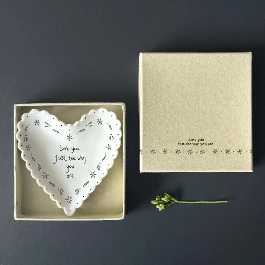 East of India - Scallop Heart Dish - Love You Just - 2060 Boxed