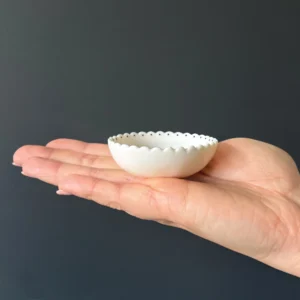 East Of India - Small Scallop Bowls - Lovely Mum - 6131 Model