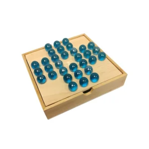 Lessey Pavey - Retro Solitaire Game LP62038 Close up