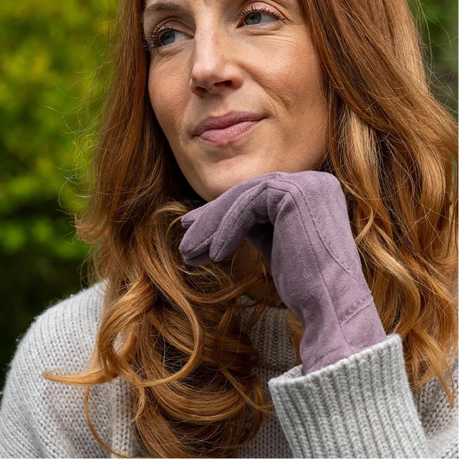 POM Faux Suede Stitch Detail Gloves - Plum - 90320 Model