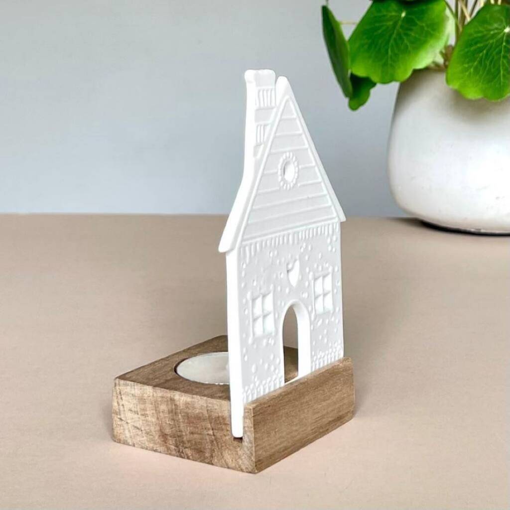Porcelain Light Object - Gingerbread House Heart Over Door Side View
