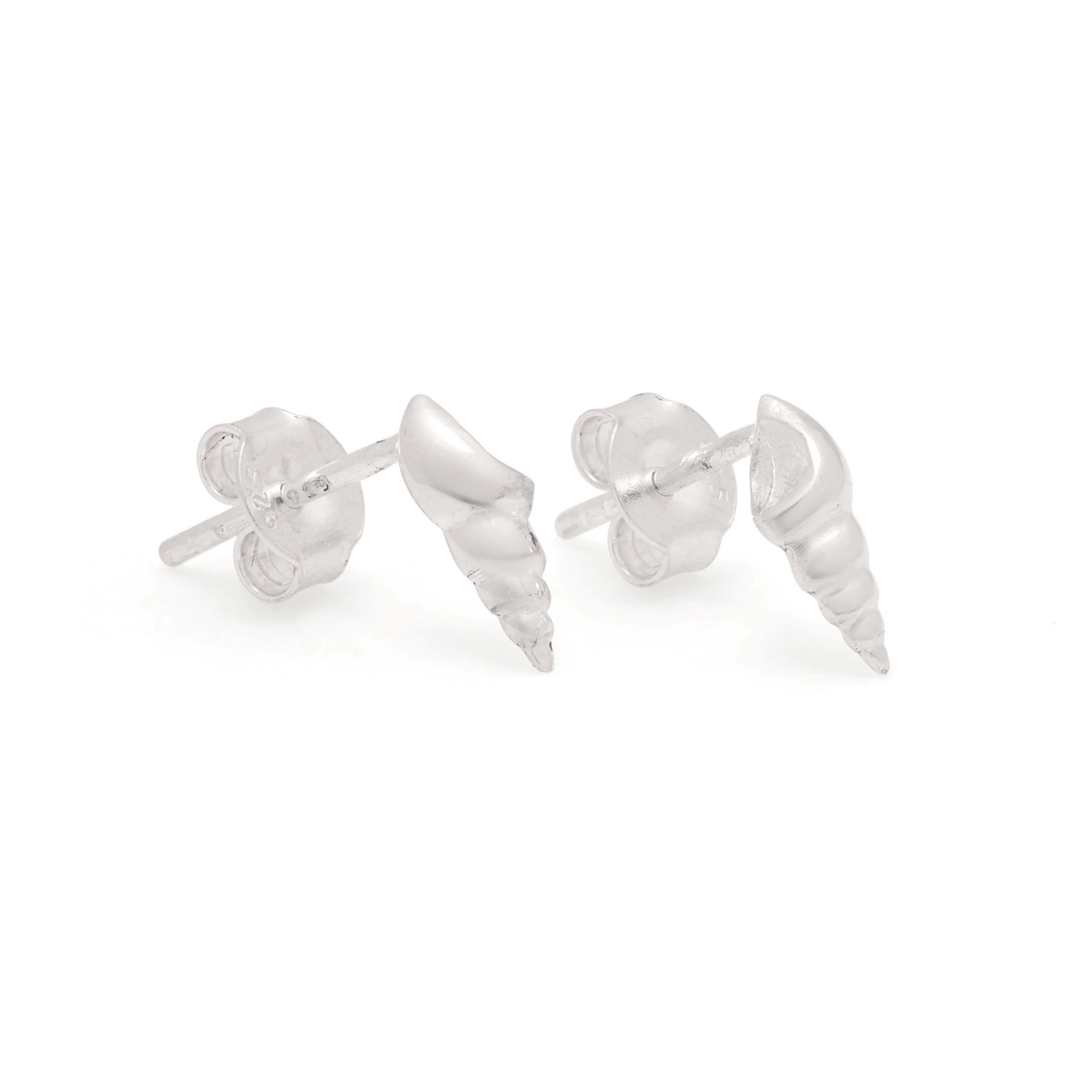Silver Earrings - Studs - Conch shell