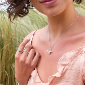 Silver Necklace - Bumblebee Pendant - Model